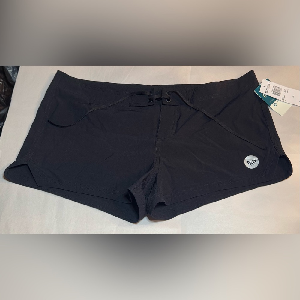 Roxy To Dye 2" Board Shorts XL Black, Brand New! Tags still on!
